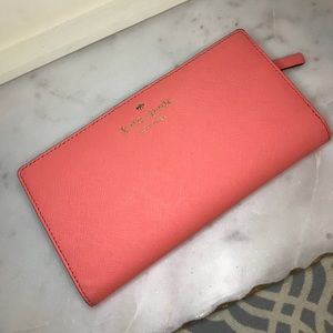 SOLD kate spade Stacey wallet